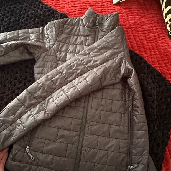 Patagonia women’s nano puffer jacket - Picture 2 of 6